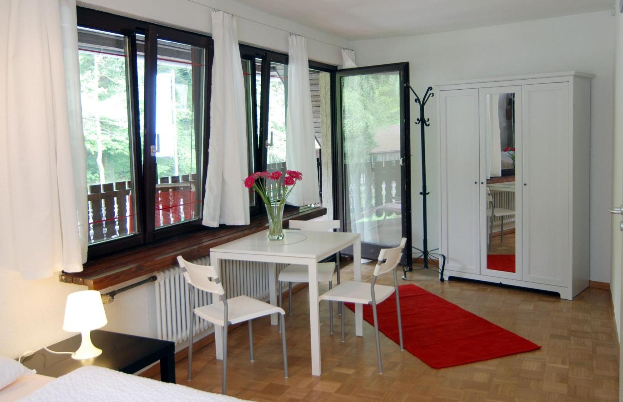 Hostel Waldblick Freiburg im Breisgau Kültér fotó